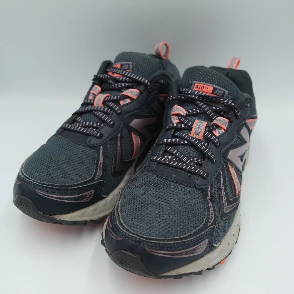 New Balance 410v5 All Terrain Trail Running Shoes Womens Grey Sneaker Size 7.5